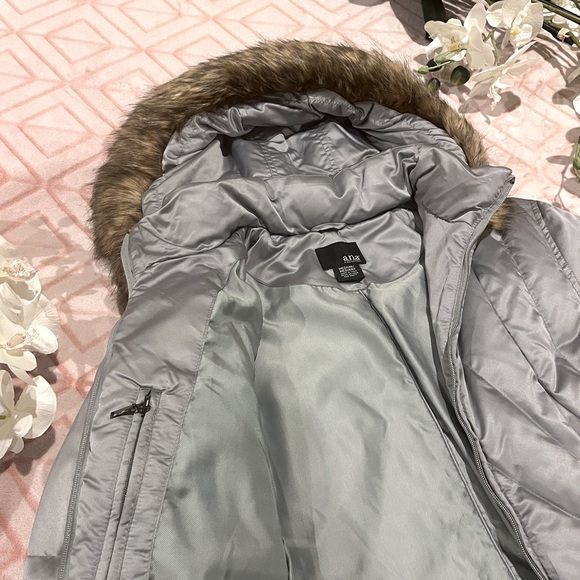 ✨🩶 NWT - A NEW APPROACH (a.n.a) Silver Feather & Down Quilted Winter Jacket 🩶✨ - Picture 6 of 11